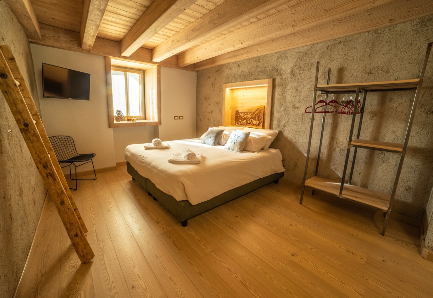 Apart Junior Suite «El Fenil», dettaglio di design — Bazzario · Lago di Lavarone
