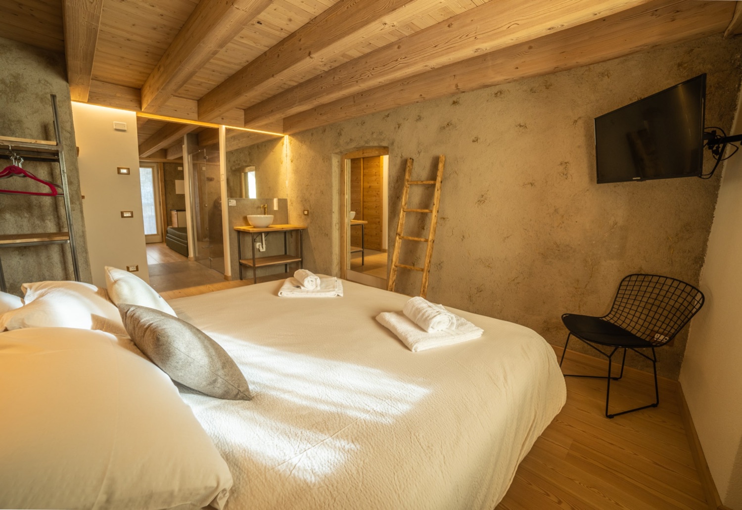 Apart Junior Suite «El Fenil», il bagno — Bazzario · Lago di Lavarone
