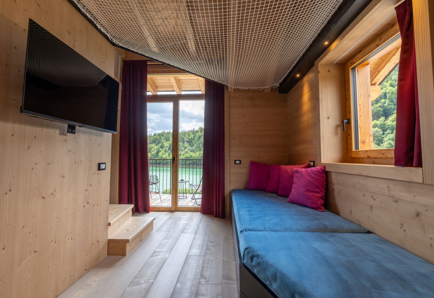 Appartamento Family Loft, gli interni in legno — Bazzario · Lago di Lavarone