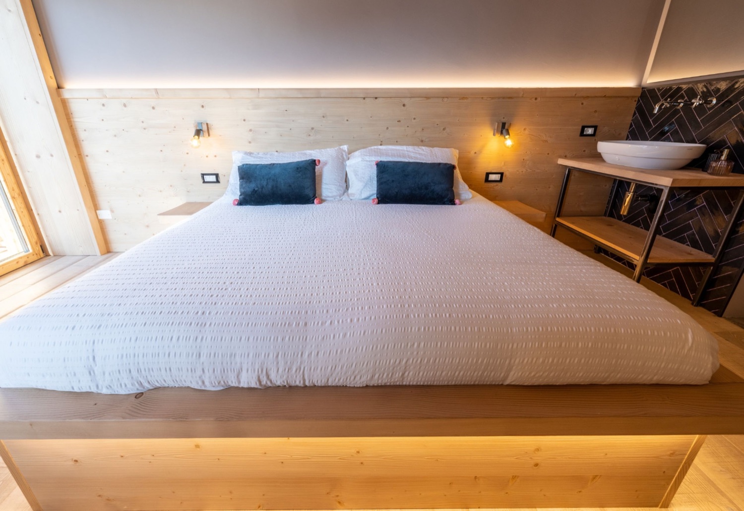 Apart Junior Suite «Pink», angolo relax — Bazzario · Lago di Lavarone