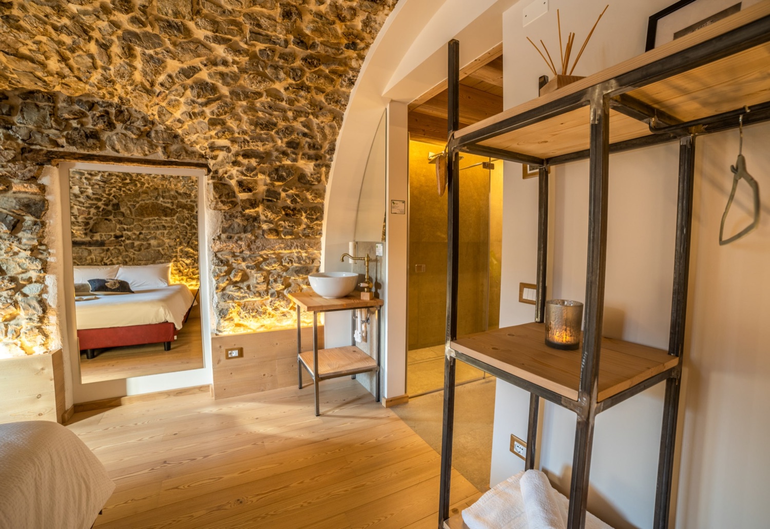 Apart Junior Suite «El Volt»